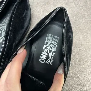 Salvatore Ferragamo | Shoes | Guc Salvatore Ferragamo Velvet  display picture 3
